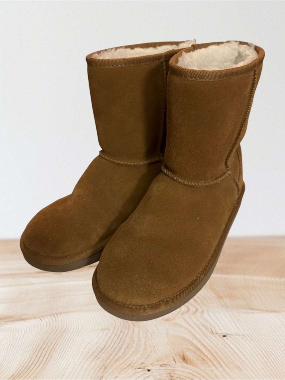 Koolaburra UGG Brown Suede Winter Boots with Shearling Lining